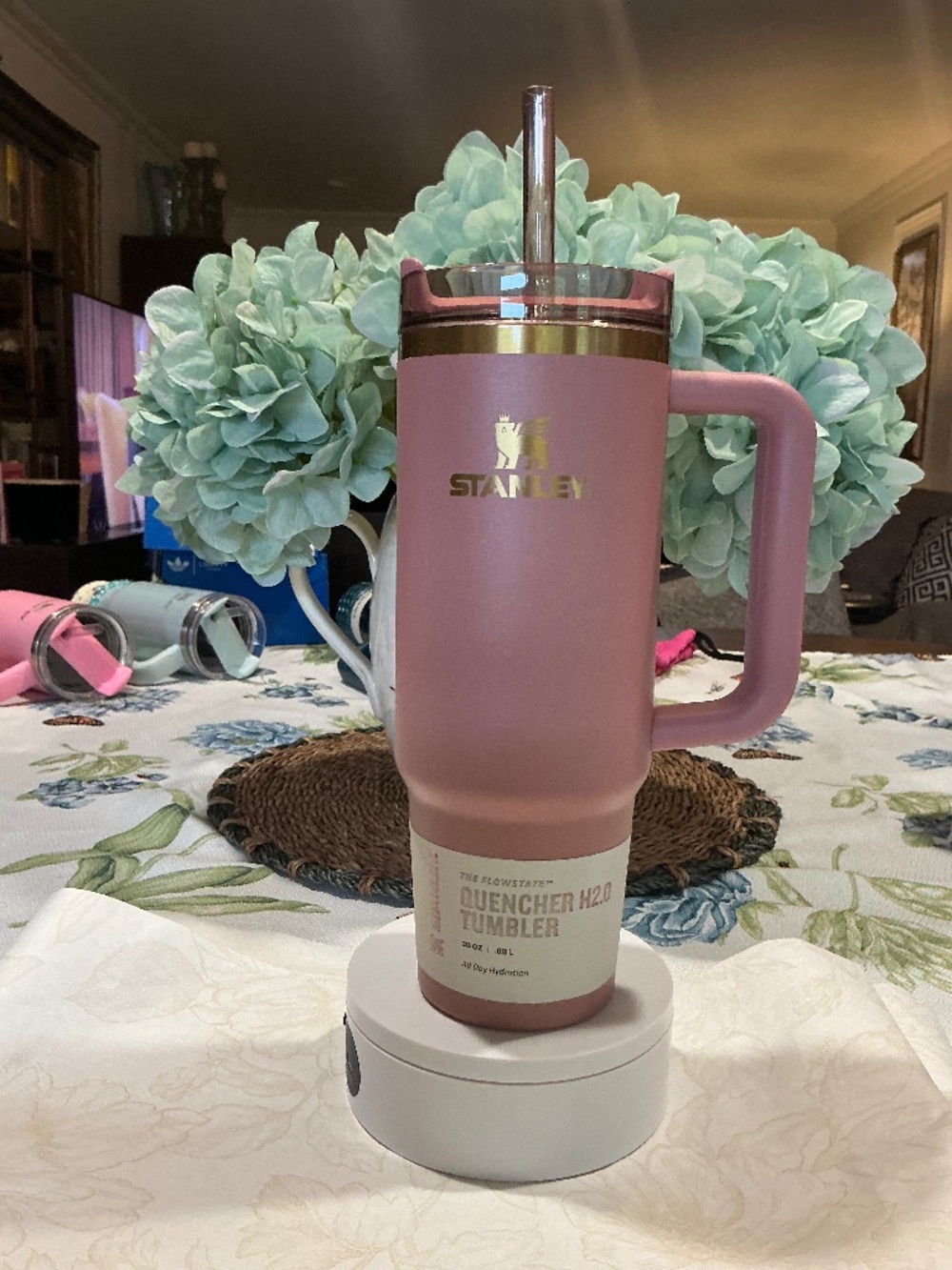 STANLEY ANTIQUE PINK 30OZ NEW LIMITED EDITION